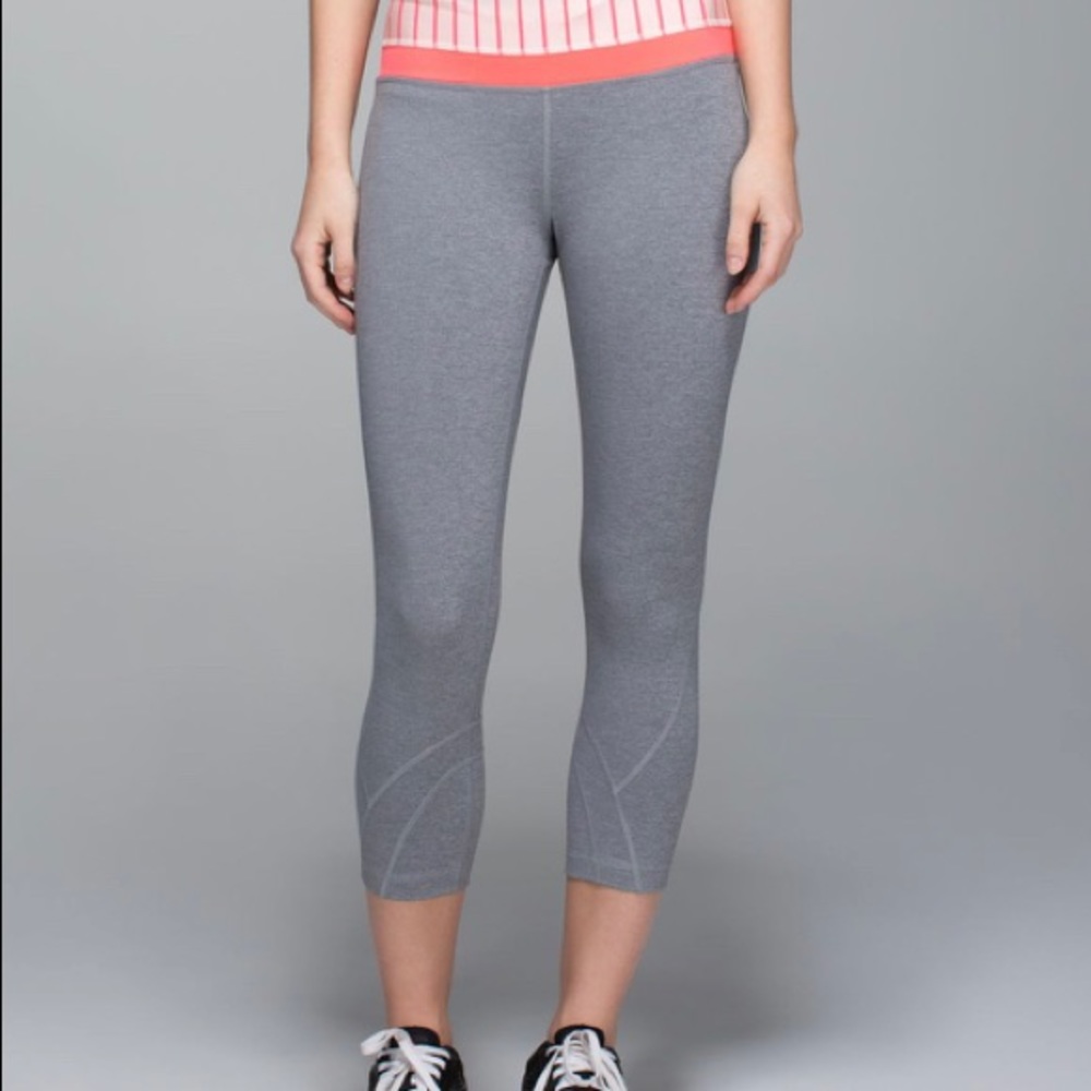 Lululemon Run: Inspire Crop II *Heathered Slate/Parallel Stripe Coral*